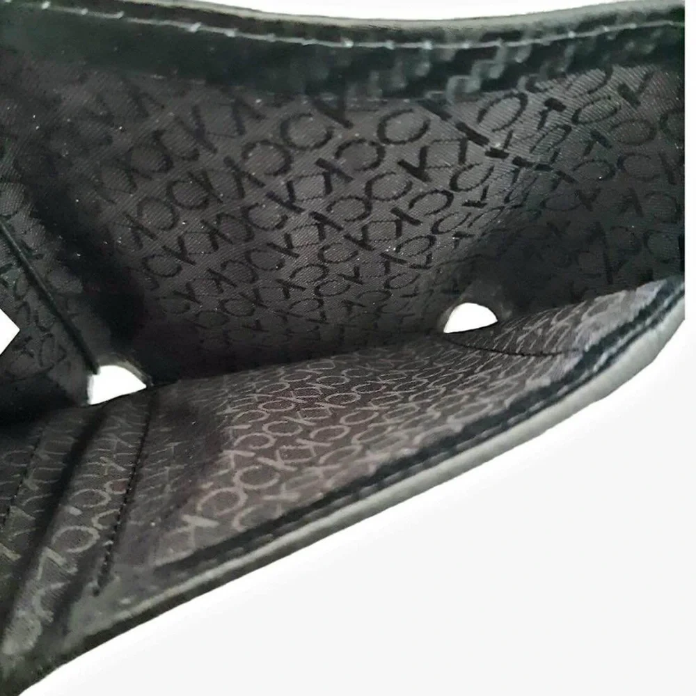 CALVIN KLEIN • Compact Genuine Leather Wallet